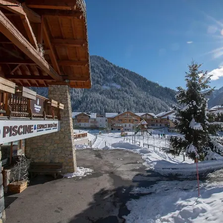 Blanchets, Terrasse Et Confort 4 étoiles Сasa de vacaciones *