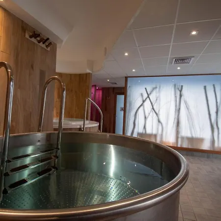 Сasa de vacaciones Blanchets, Terrasse Et Confort 4 étoiles La Plagne