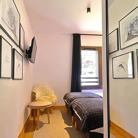 Blanchets, Terrasse Et Confort 4 Etoiles 라 플라뉴